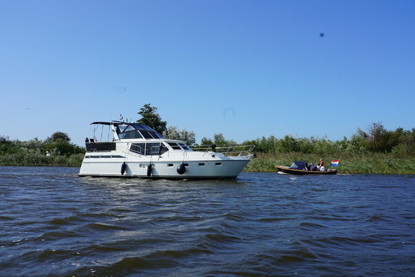 Motorboot Jupiter (6-8 personen) 